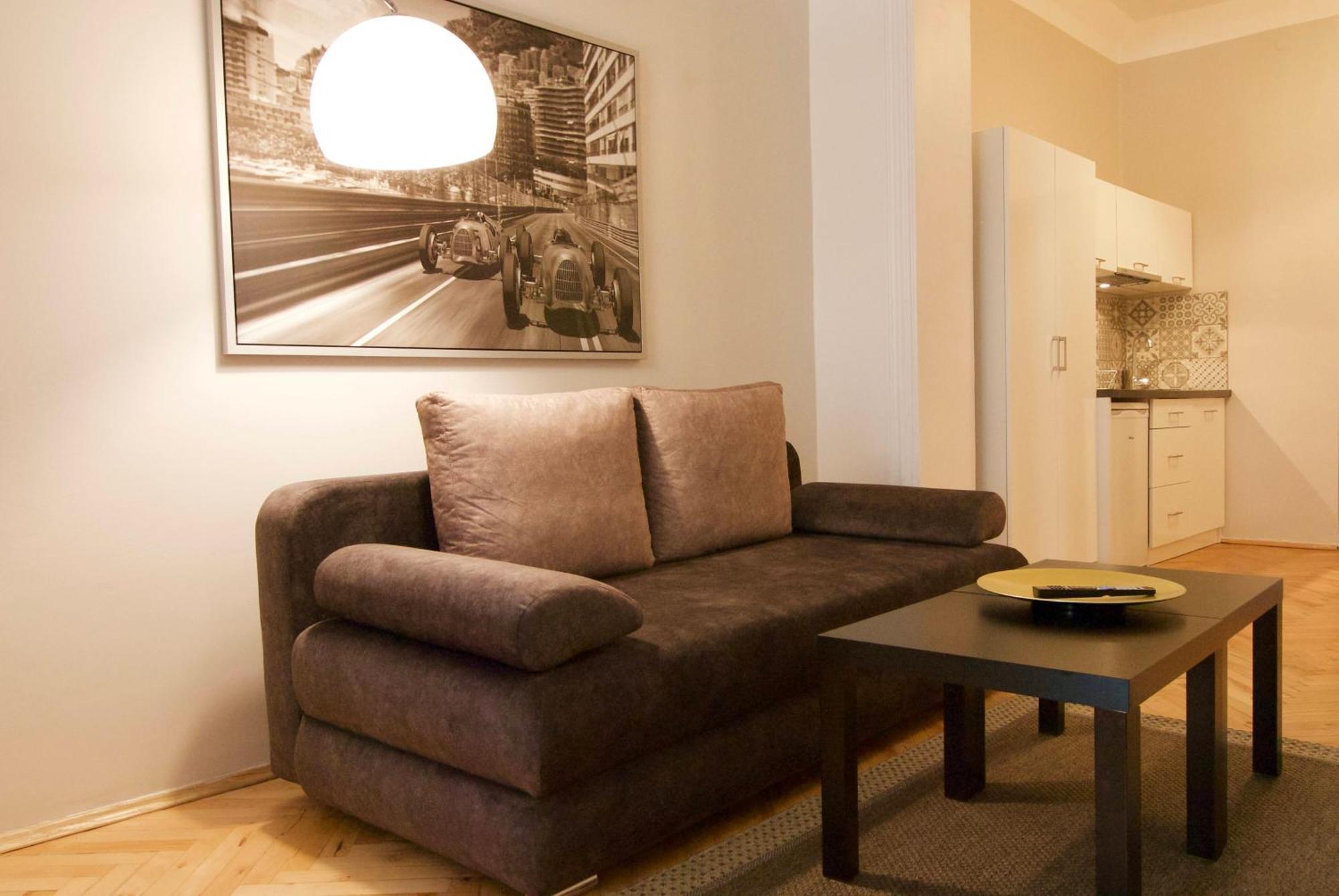 Apartment Legendary